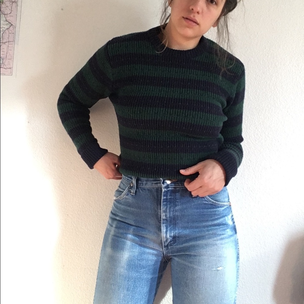 Gant like new wool sweater